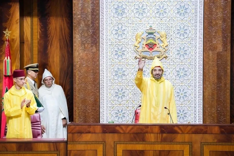 جلالة الملك محمد السادس: فرنسا تعرف جيدا حقيقة الصراع حول الصحراء وموقف إسبانيا له دلالات سياسية وتاريخية عميقة