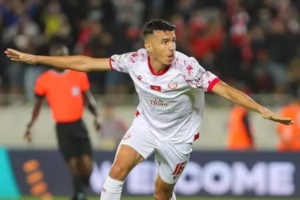 الوداد يجدد عقد مدافعه جمال حركاس