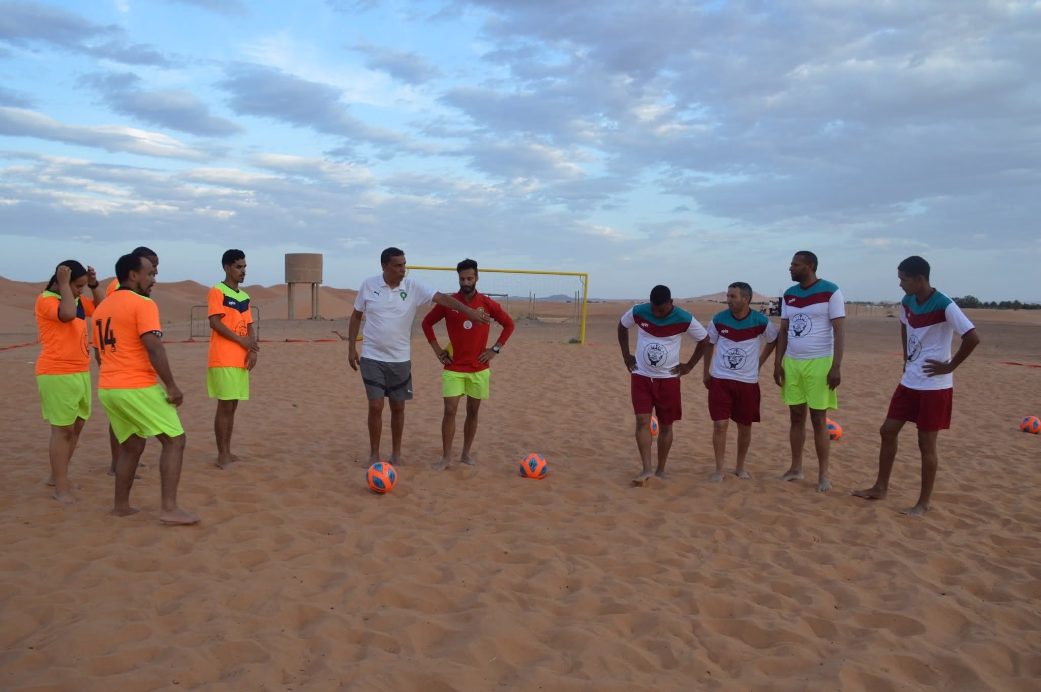 مرزوكة تحتضن دورة تكوينية لتأهيل مدربي كرة القدم الشاطئية بجهة درعة تافيلالت