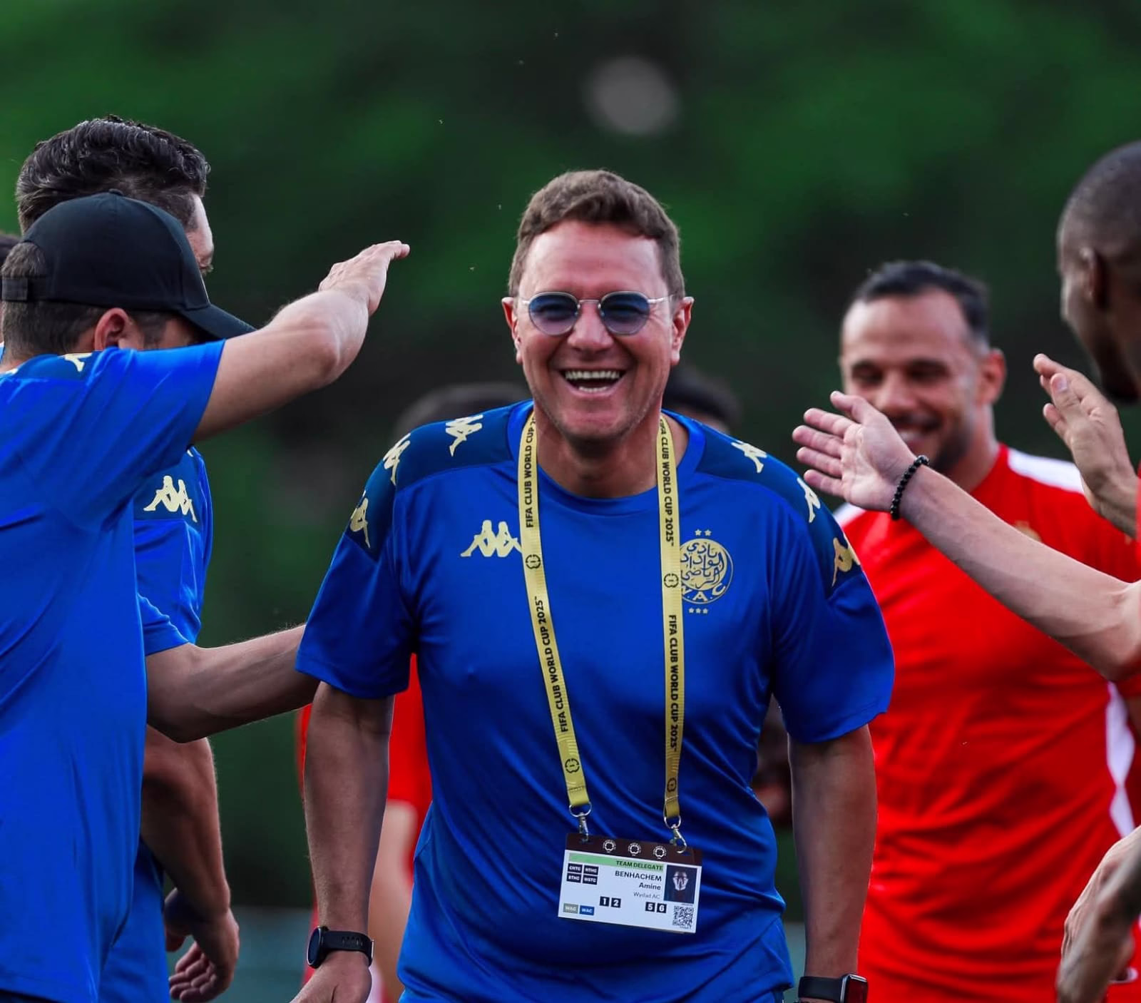 إصابة مدرب وطبيب الوداد في حادثة سير خطيرة بواشنطن