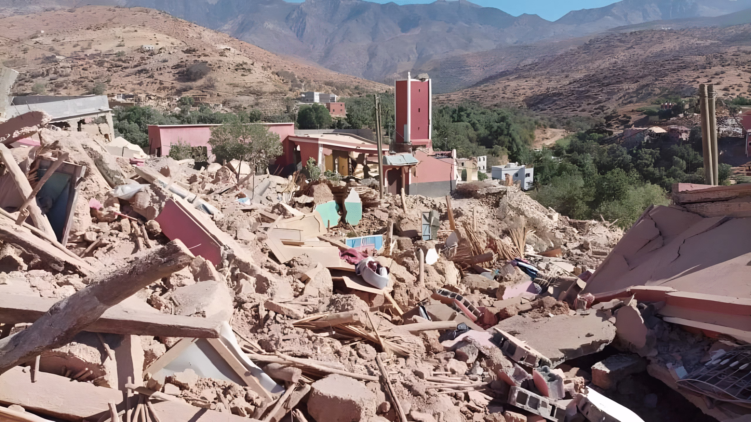 وكالة الأطلس الكبير تطلق صفقات لإعادة تأهيل المدارس ومقرات الجماعات بورزازات والحوز