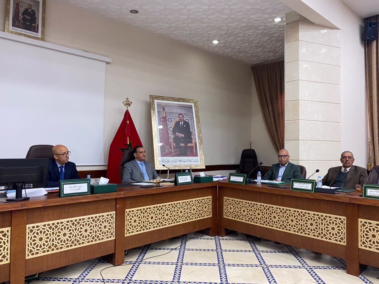 المجلس الإقليمي لورزازات يصادق على حزمة اتفاقيات لتعزيز التنمية الاجتماعية وتطوير الخدمات خلال دورة استثنائية