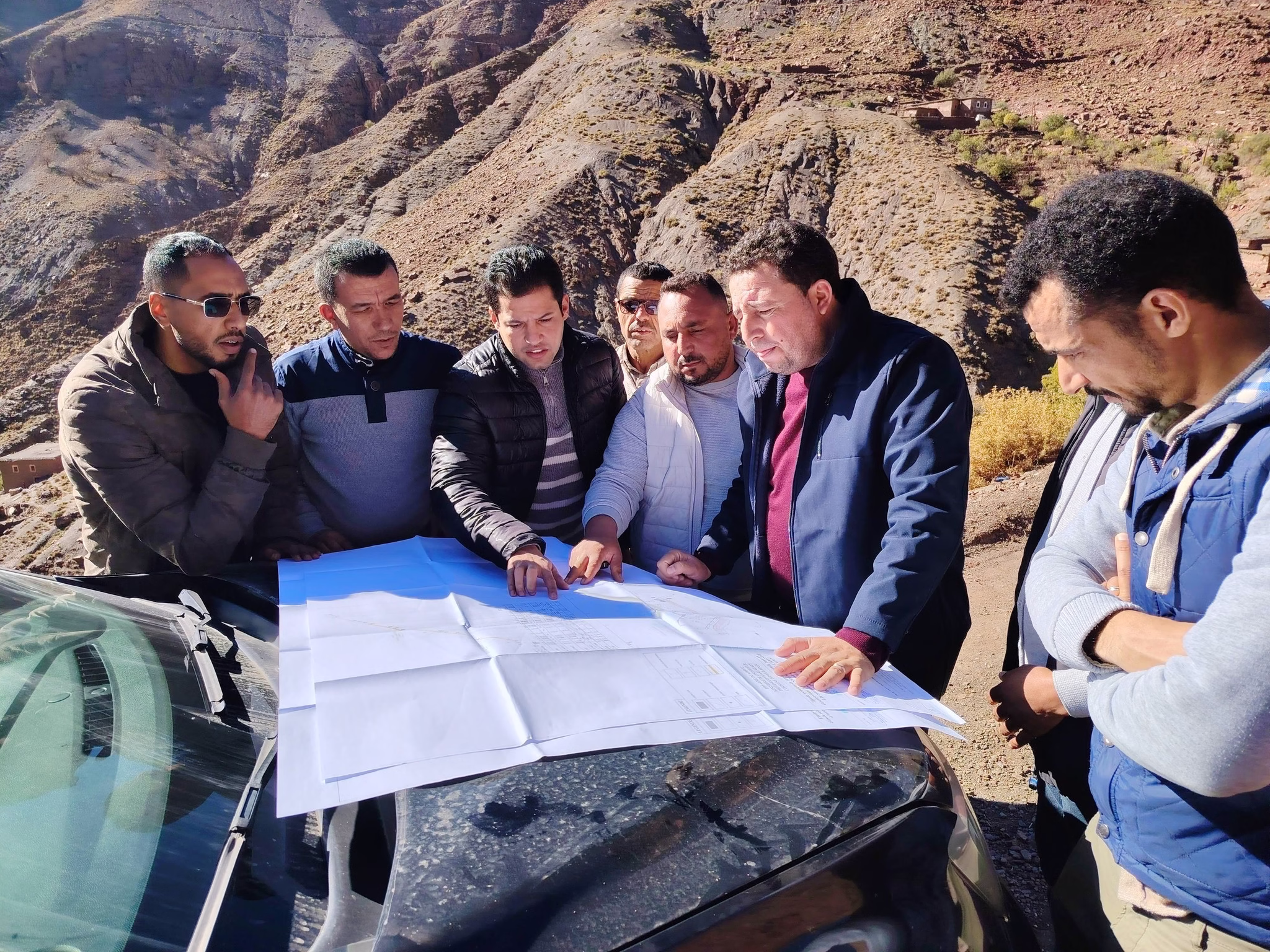 إنطلاقة أشغال بناء الطريق الرابط بين أقانوماسين ودوار أماسين بجماعة إمي نولاون