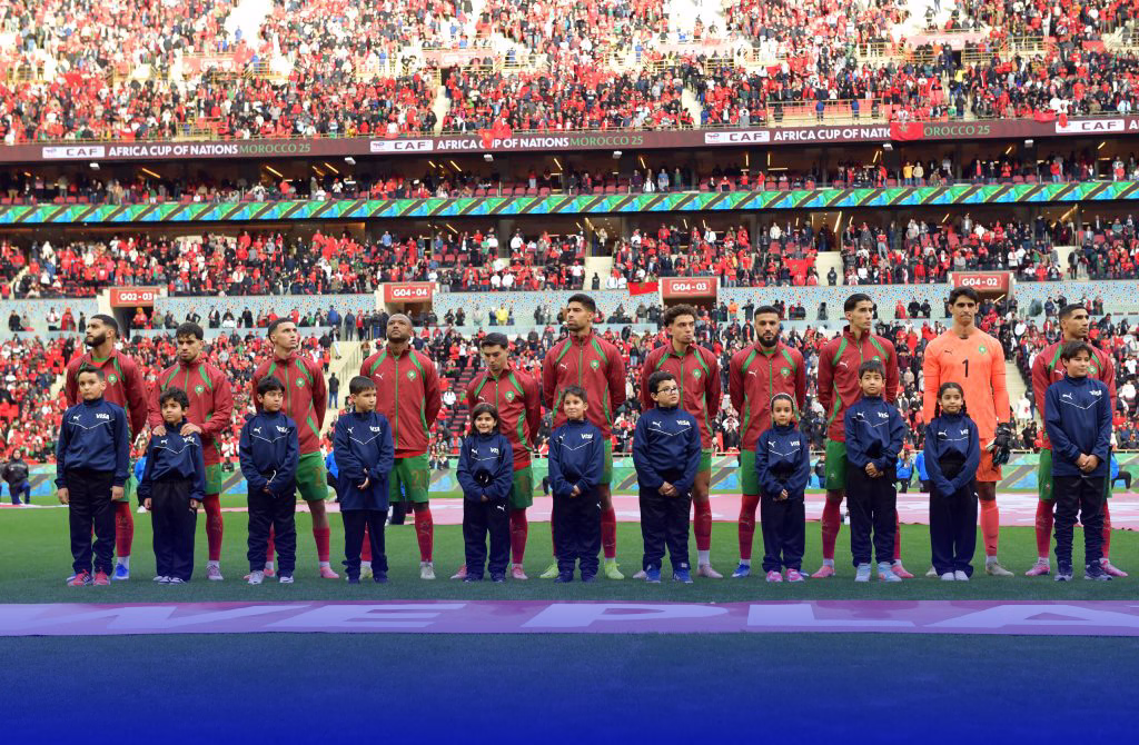 أسود الأطلس أم الأسود غير المروّضة؟ مواجهة حارقة بمفتاح اللقب بقيادة الحكم بيدا