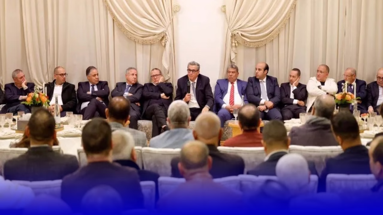 بمشاركة عزيز أخنوش ووزرائه.. حزب “الأحرار” يعيد ترتيب صفوفه استعدادًا لانتخابات شتنبر ويزكي عكاشة لرئاسة الفريق النيابي