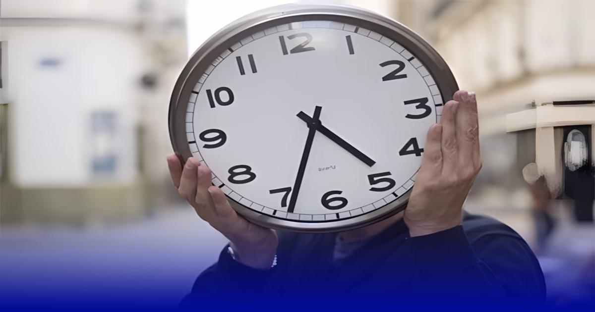 عريضة إلغاء “الساعة الإضافية” تدخل مسارها القانوني